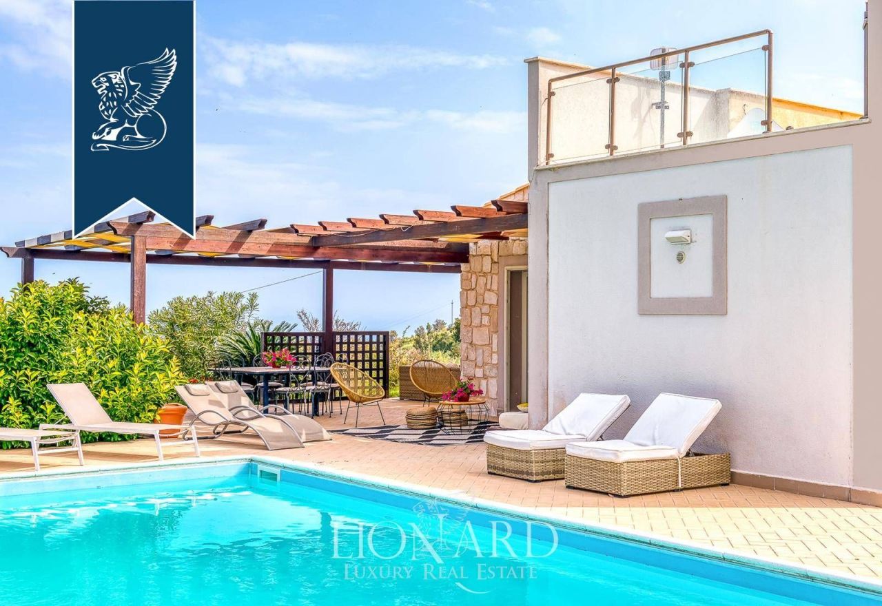 Вилла в Чефалу, Италия, 262 м² - фото 18