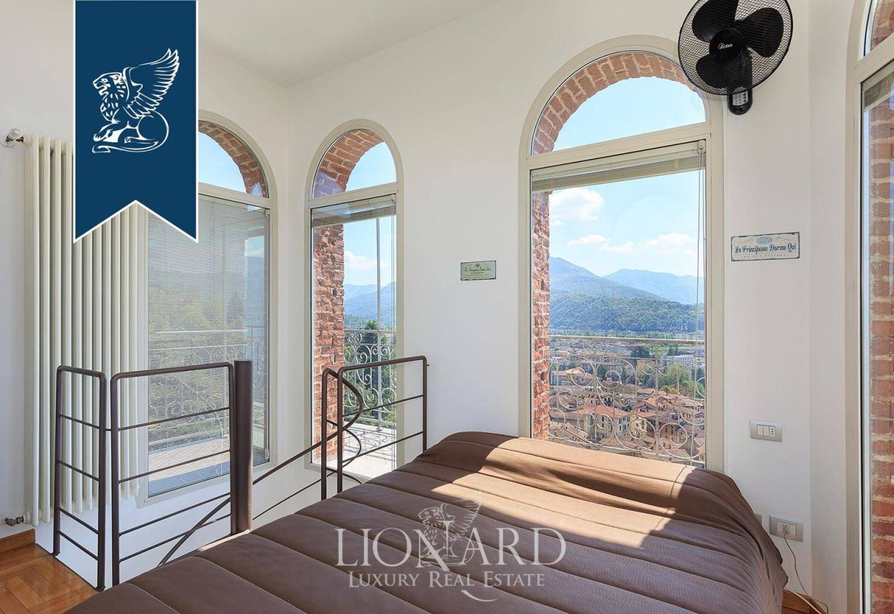 Вилла в Луино, Италия, 700 м² - фото 18