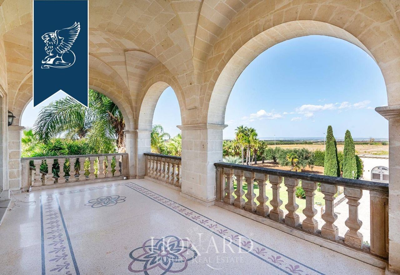 Вилла в Таранто, Италия, 1 000 м² - фото 19