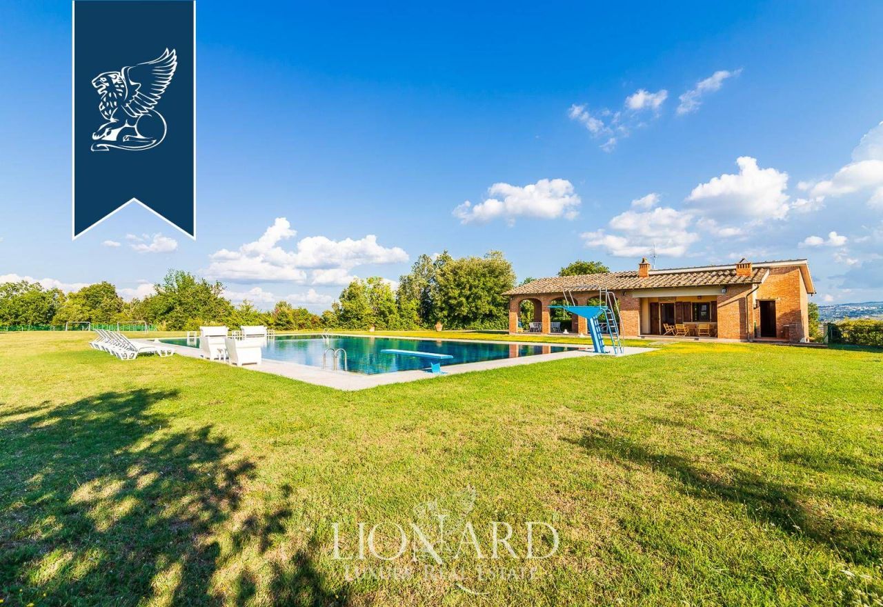 Ферма во Флоренции, Италия, 3 000 м² - фото 19