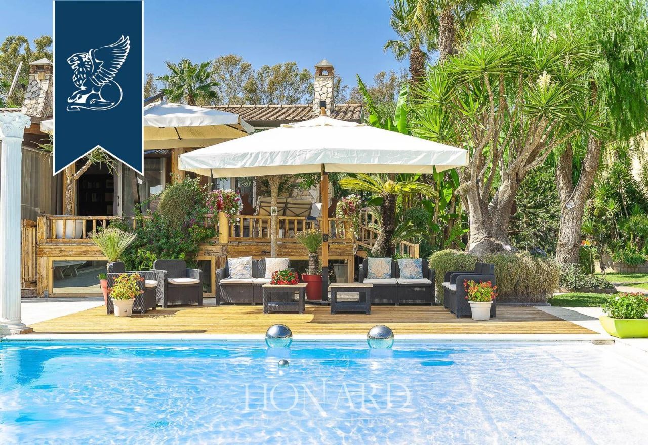 Вилла в Латина, Италия, 1 176 м² - фото 19