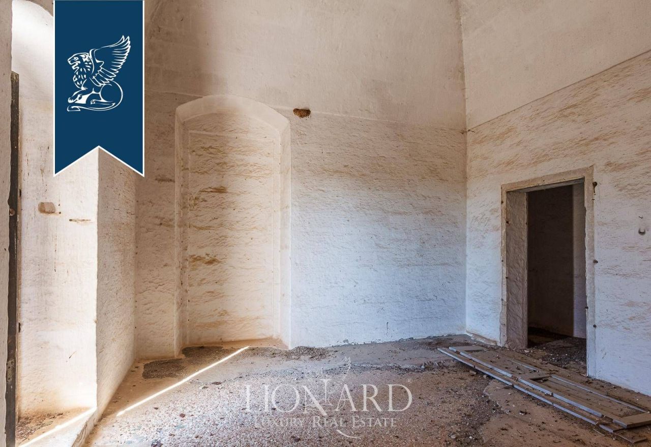 Ферма в Таранто, Италия, 1 200 м² - фото 19