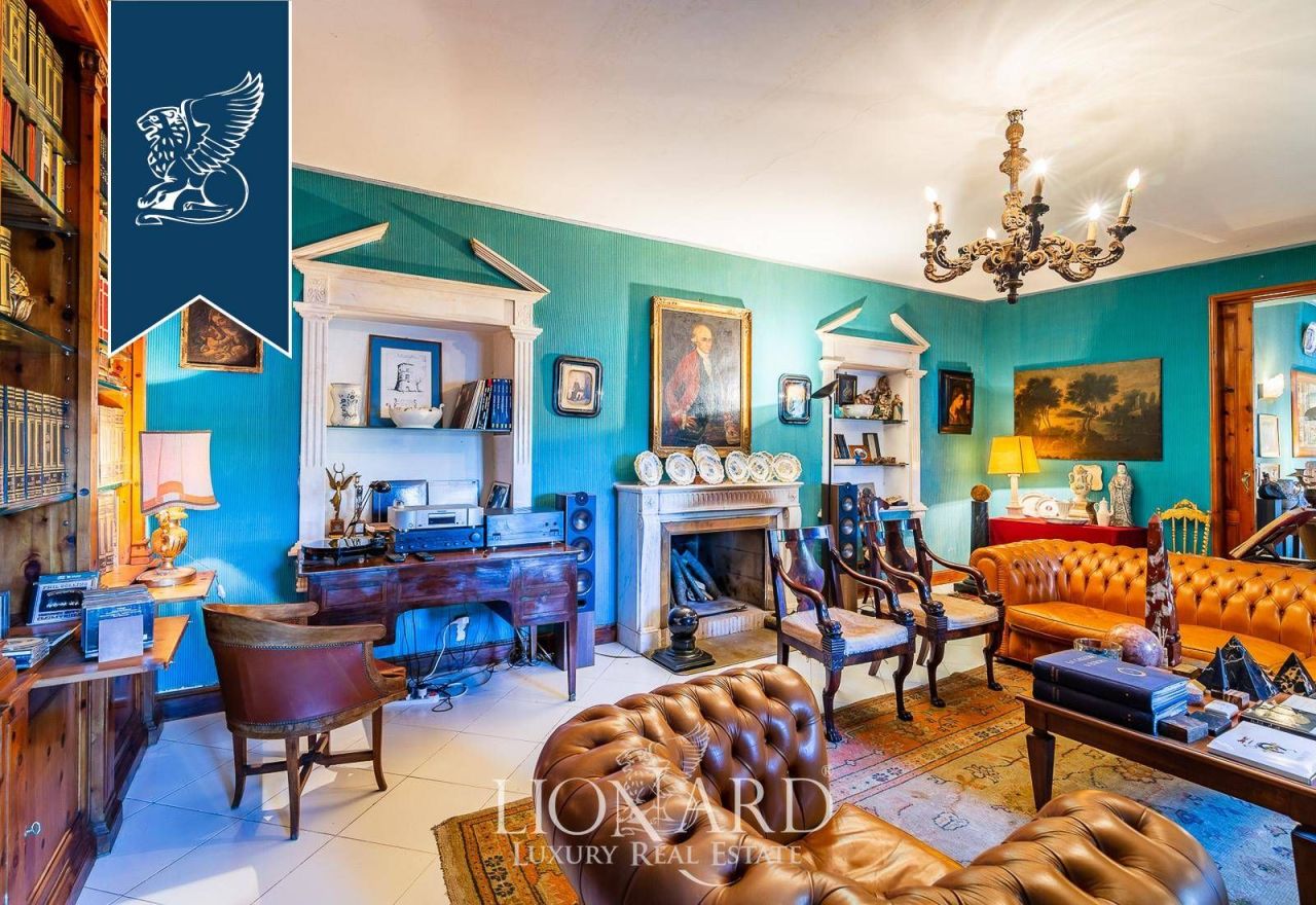 Вилла в Риме, Италия, 1 600 м² - фото 19