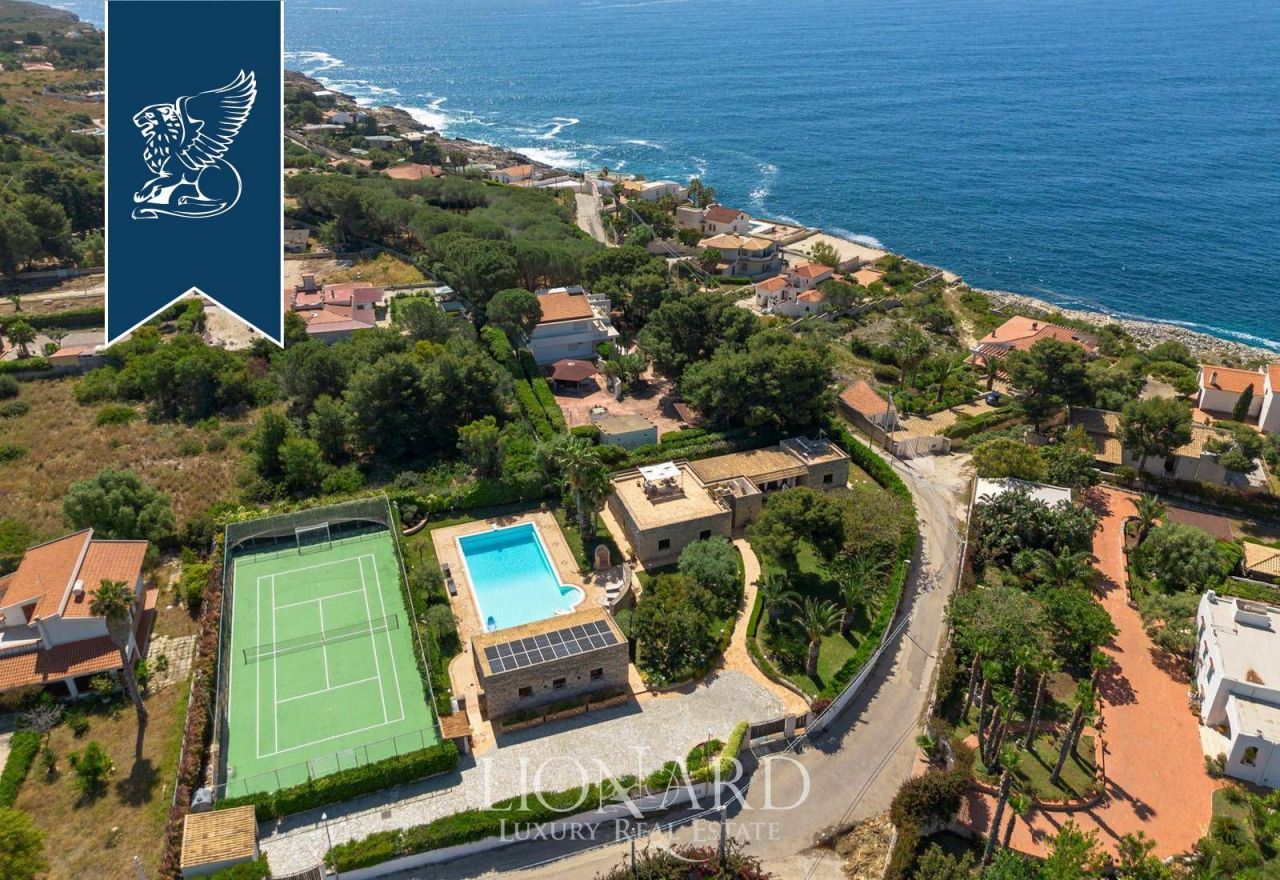 Вилла в Сиракузах, Италия, 180 м² - фото 18