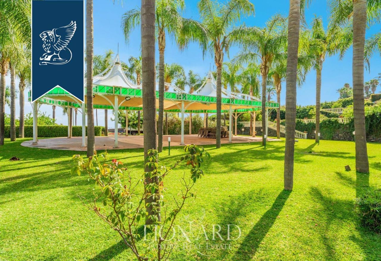 Вилла в Ачиреале, Италия, 1 800 м² - фото 18