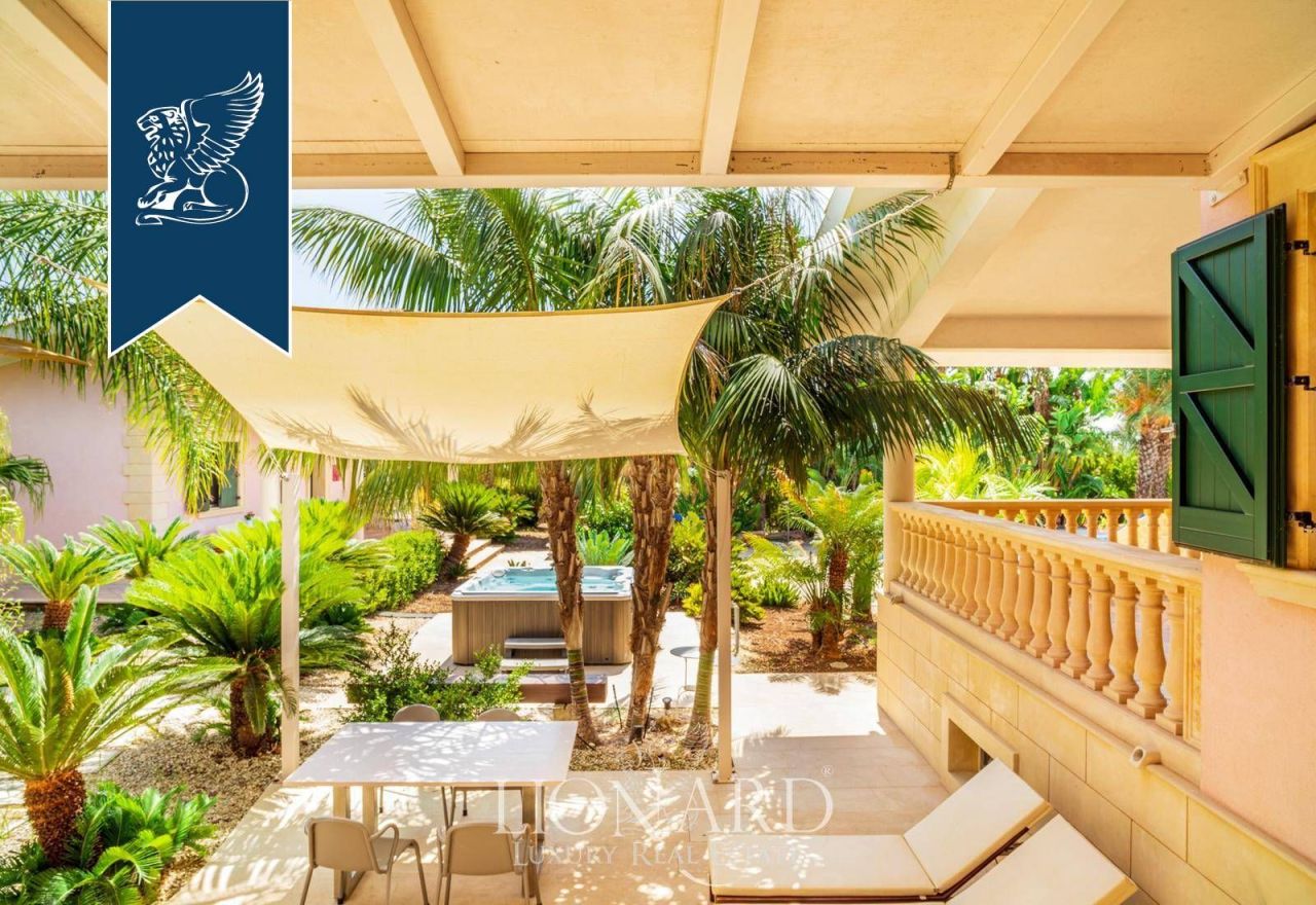 Вилла в Сиракузах, Италия, 880 м² - фото 18