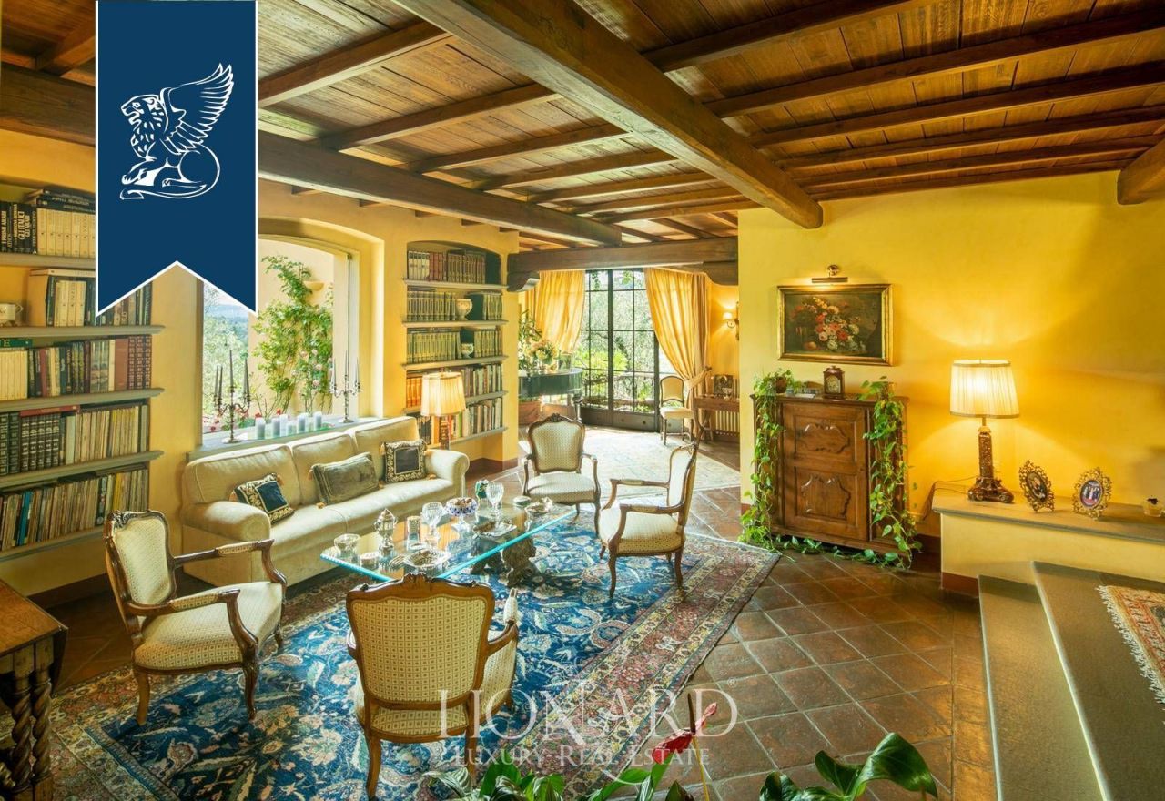 Вилла в Прато, Италия, 1 000 м² - фото 18