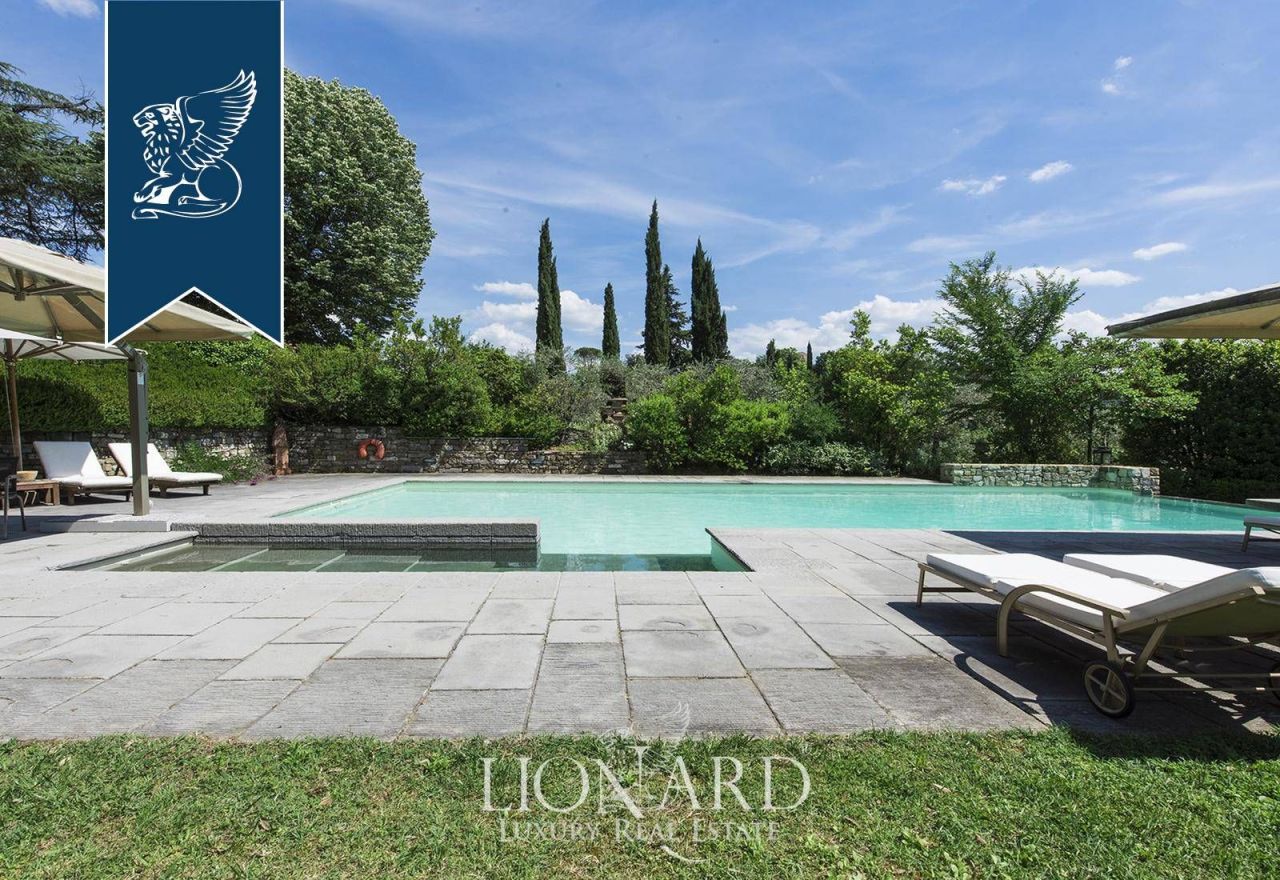 Вилла во Флоренции, Италия, 1 500 м² - фото 18