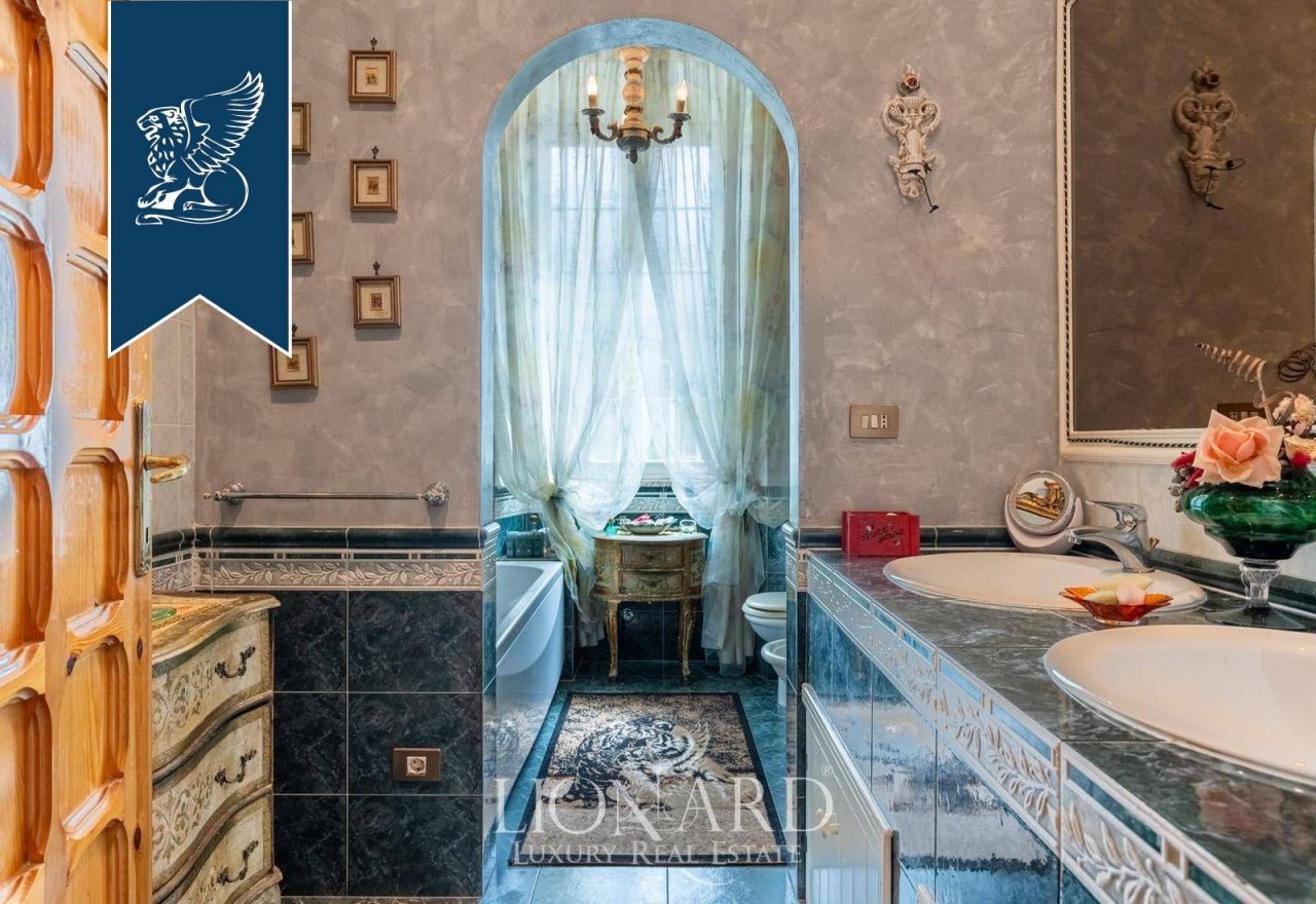 Вилла в Риме, Италия, 574 м² - фото 17