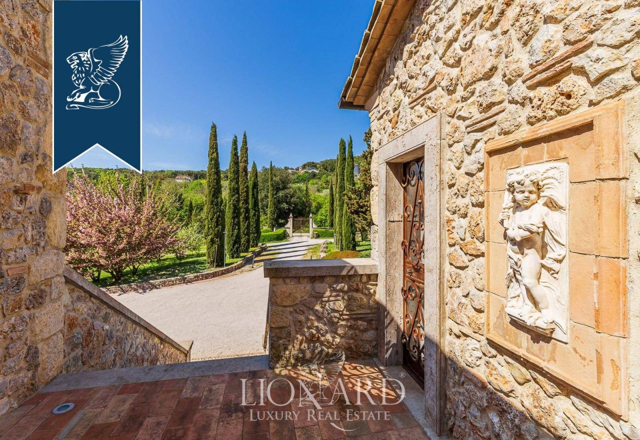 Вилла в Терни, Италия, 1 500 м² - фото 17