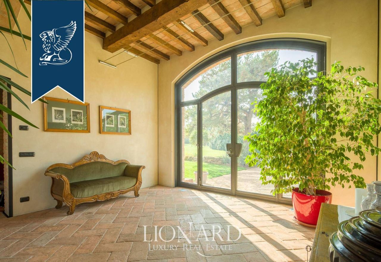 Вилла в Реджо-Эмилии, Италия, 800 м² - фото 18