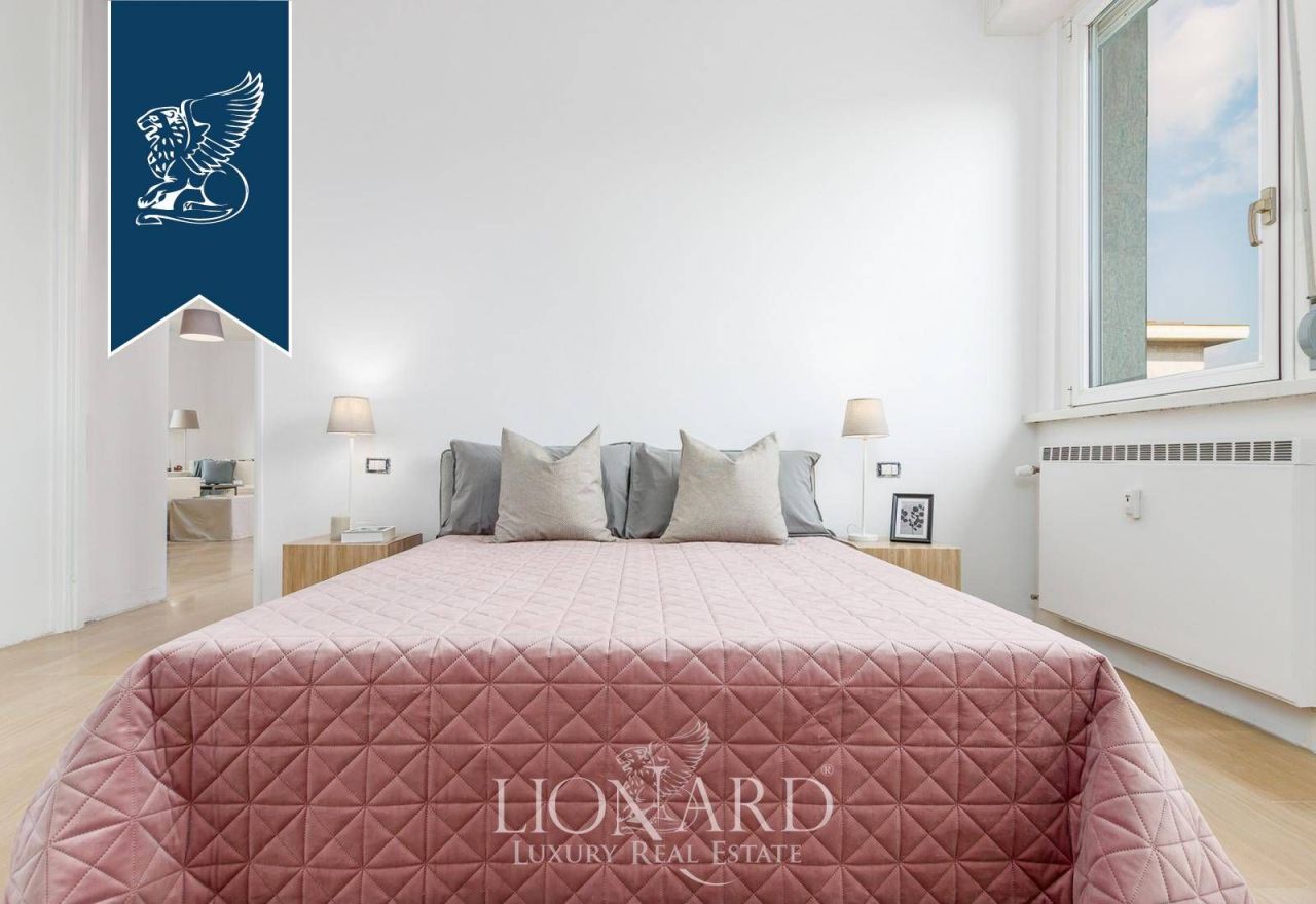 Апартаменты в Бергамо, Италия, 435 м² - фото 18