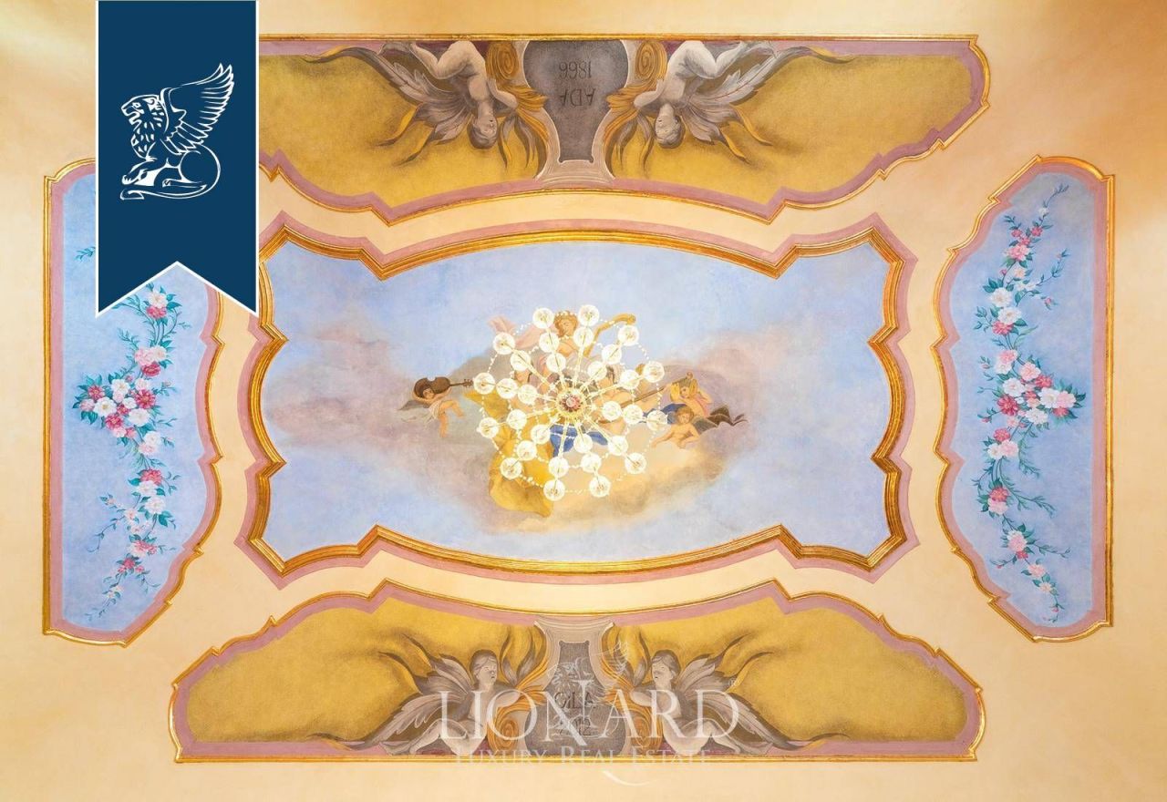 Вилла в Вербании, Италия, 1 000 м² - фото 18