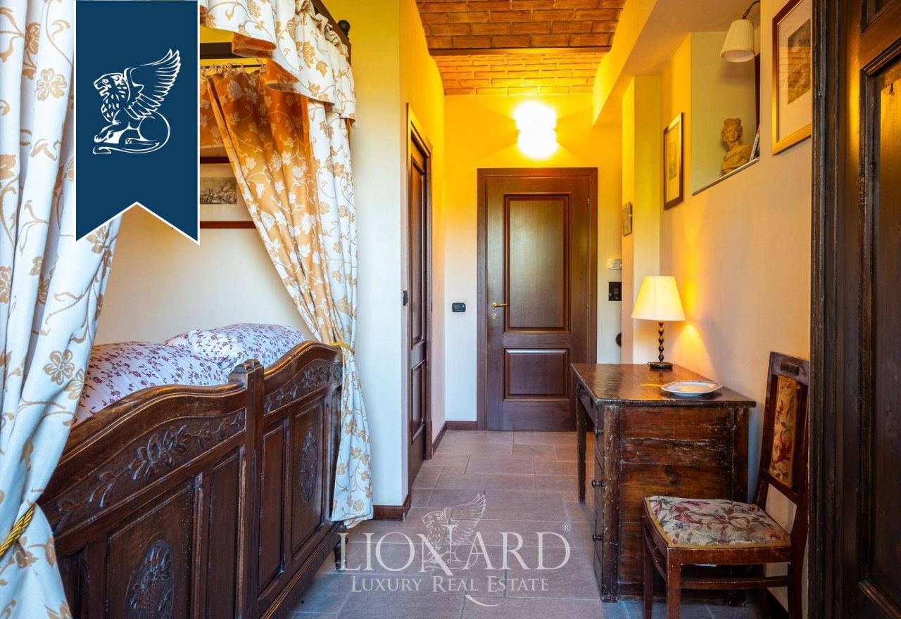 Вилла в Кунео, Италия, 700 м² - фото 18