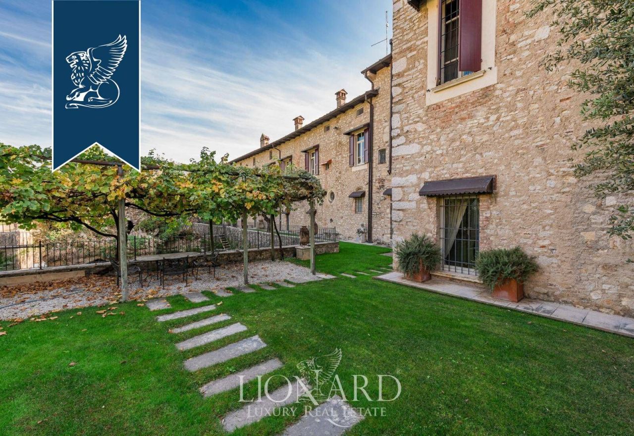 Дом в Брешии, Италия, 1 850 м² - фото 18