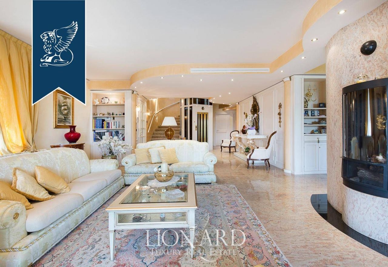 Вилла в Мейне, Италия, 540 м² - фото 18