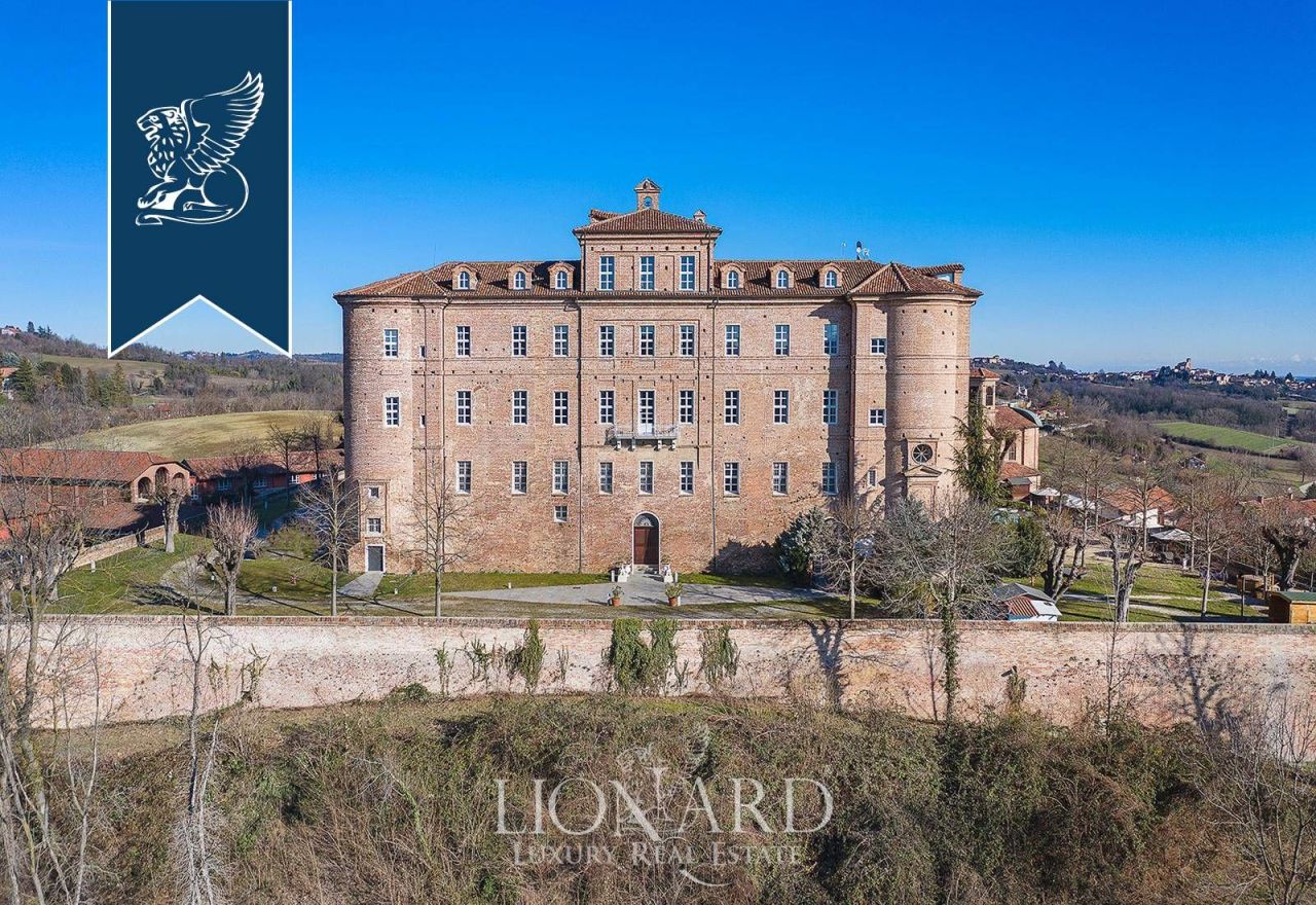 Замок в Турине, Италия, 10 550 м² - фото 18