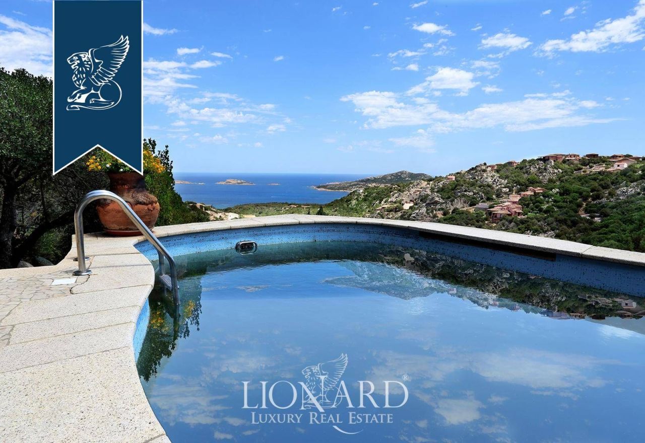 Вилла в Порто Черво, Италия, 340 м² - фото 18