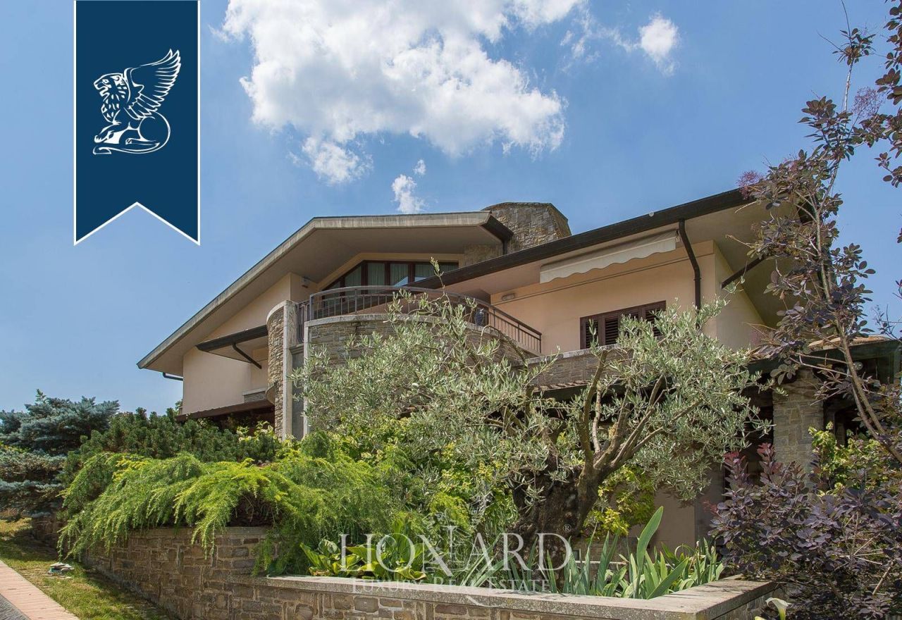 Вилла в Ареццо, Италия, 730 м² - фото 17