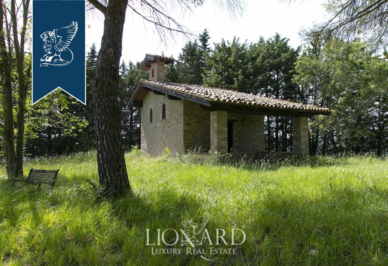 Ферма в Перудже, Италия, 2 000 м² - фото 18