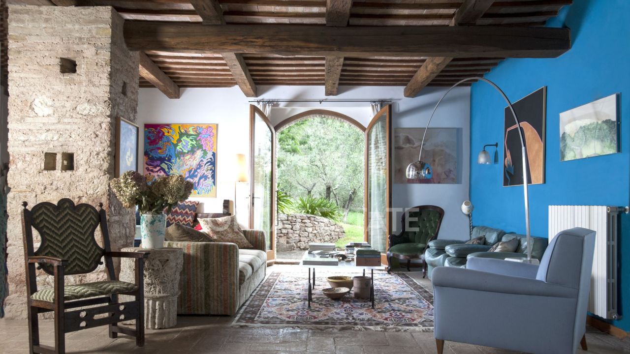 Дом в Треви, Италия, 590.27 м² - фото 15