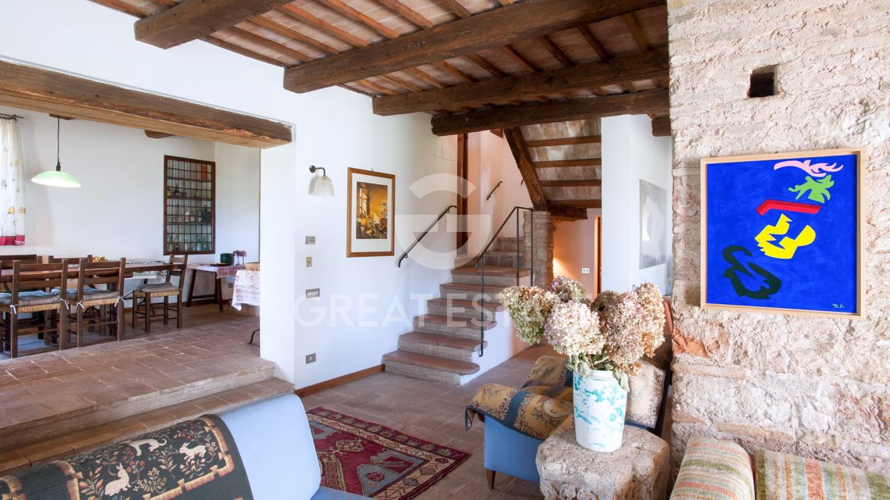 Дом в Треви, Италия, 590.27 м² - фото 16