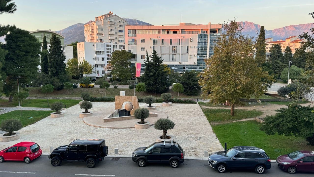 Коммерческая недвижимость в Баре, Черногория, 45 м² - фото 4