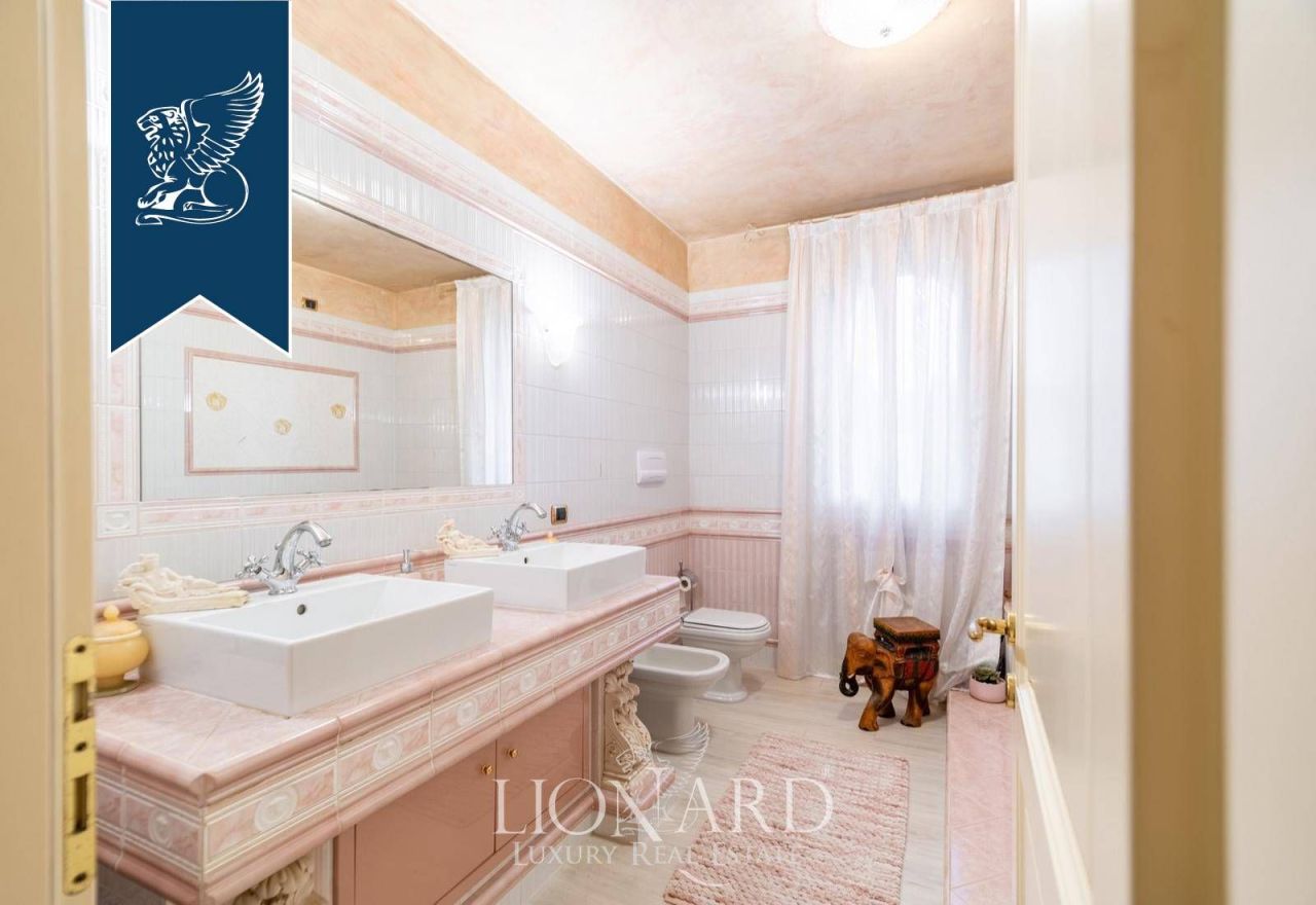 Вилла в Тревизо, Италия, 650 м² - фото 14