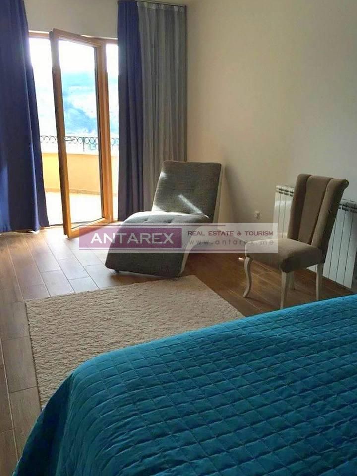 Апартаменты в Херцег-Нови, Черногория, 95 м² - фото 10