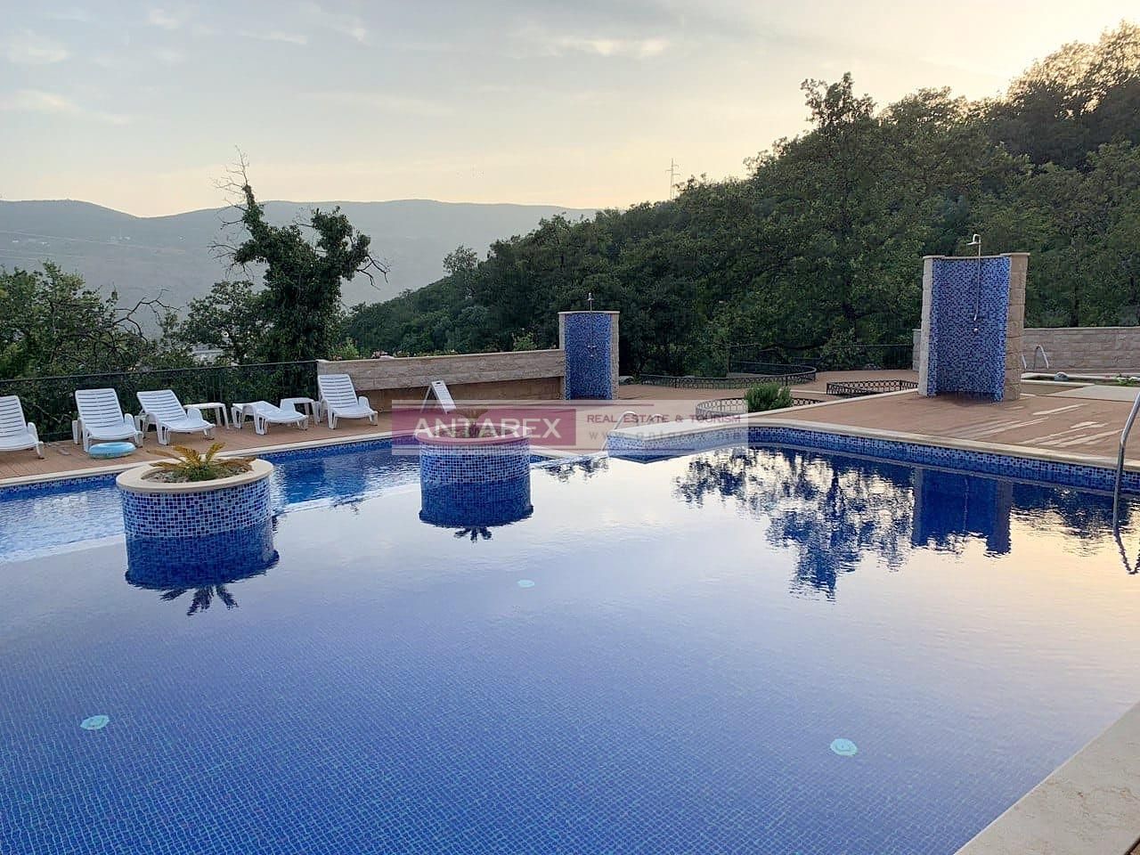 Апартаменты в Херцег-Нови, Черногория, 95 м² - фото 14