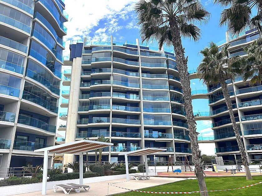 Апартаменты в Пунта Приме, Испания, 80 м² - фото 1