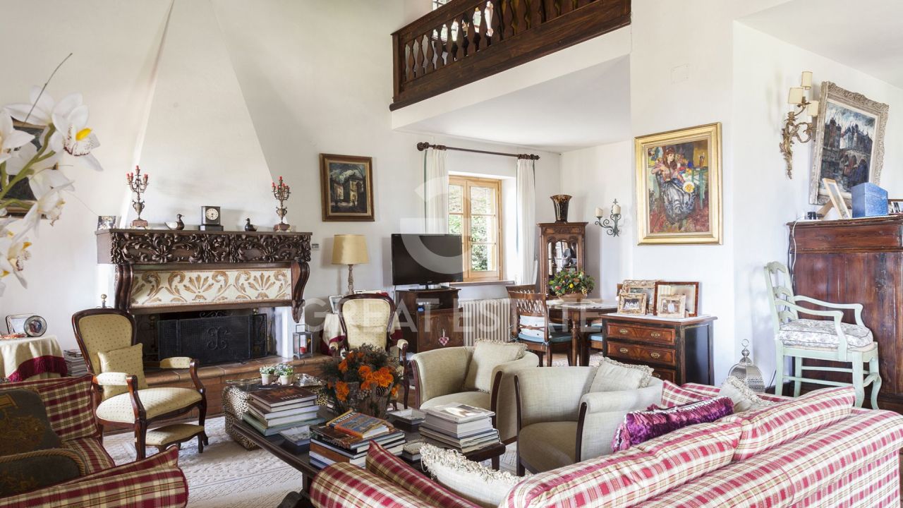 Вилла в Кампелло-суль-Клитунно, Италия, 315.25 м² - фото 11