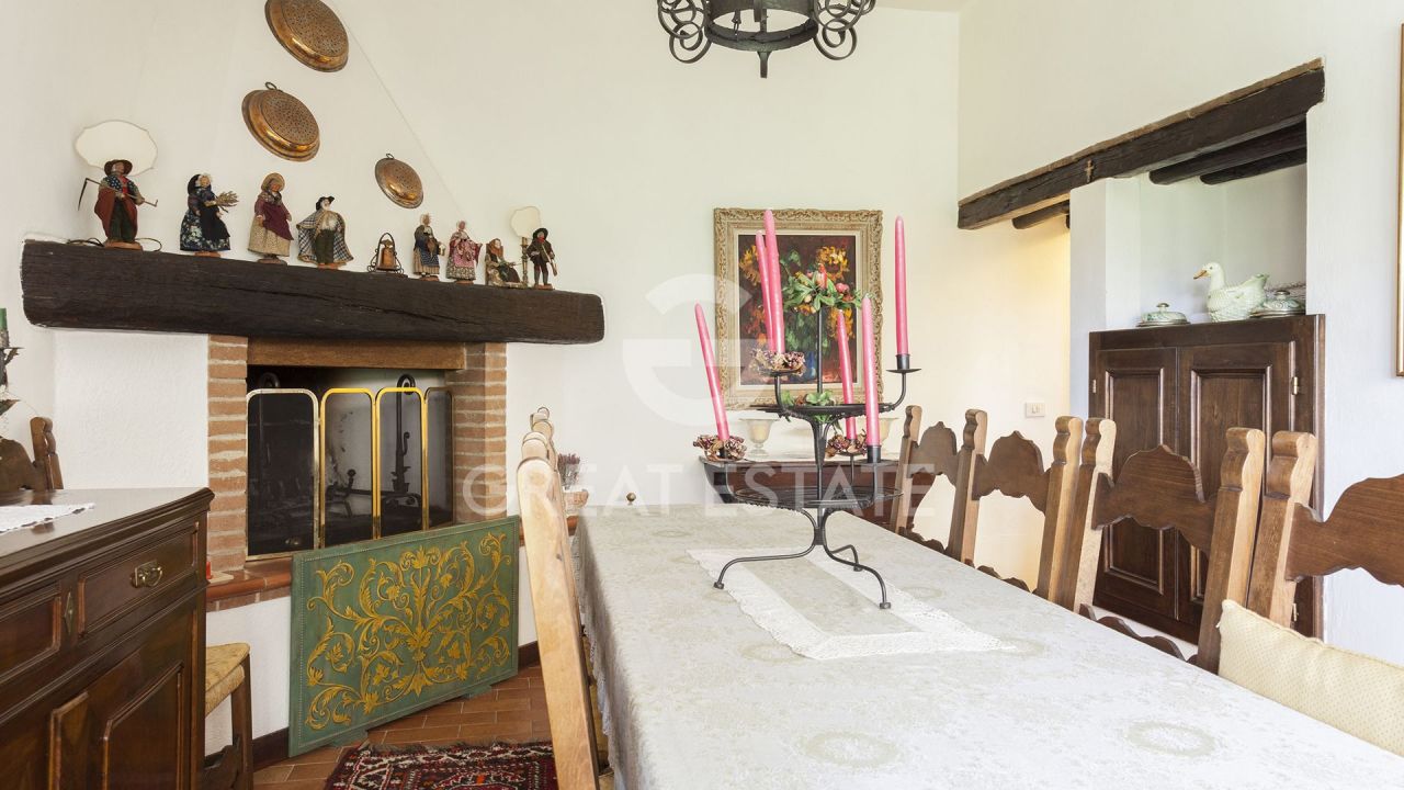 Вилла в Кампелло-суль-Клитунно, Италия, 315.25 м² - фото 16