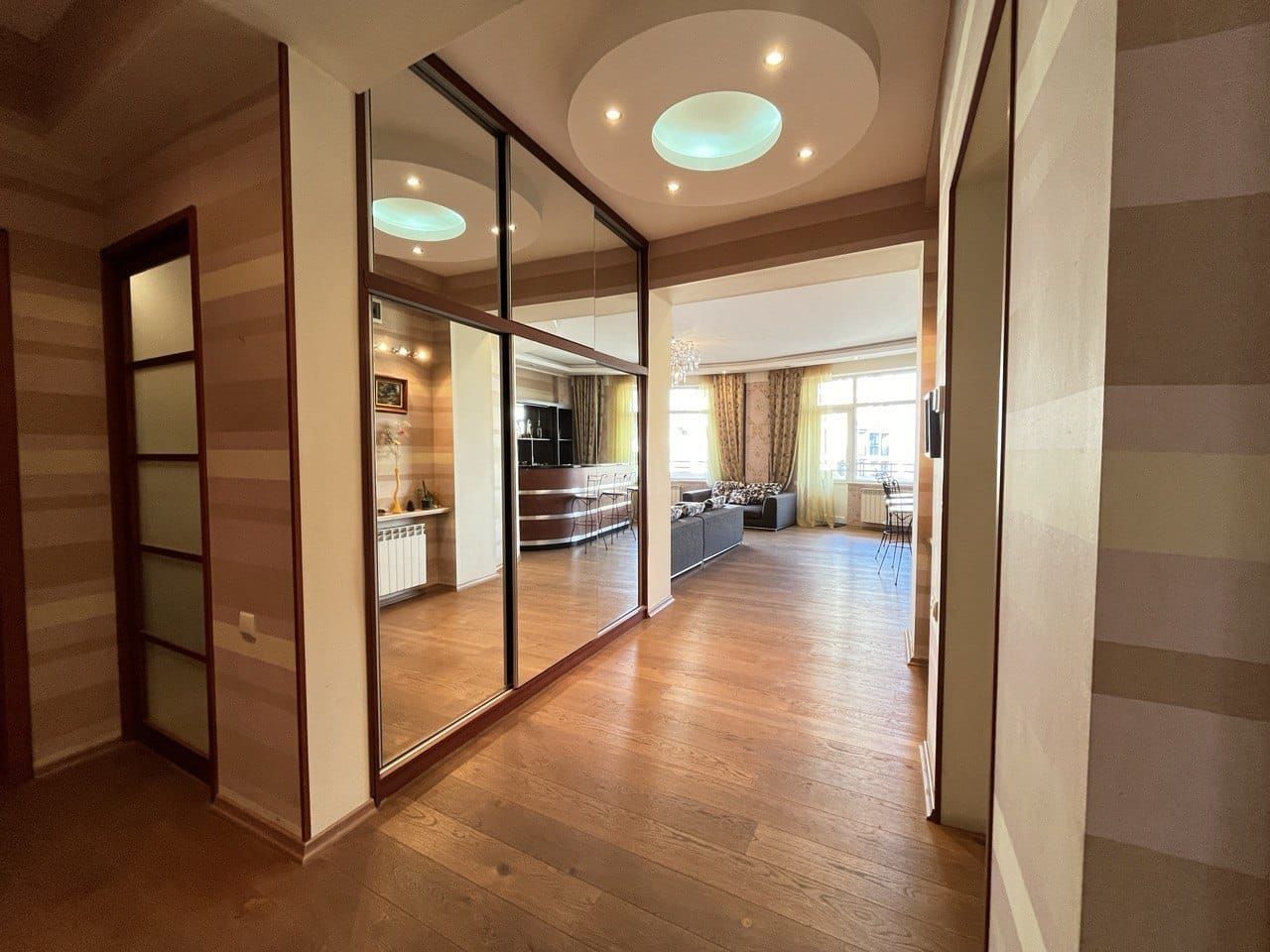 Квартира в Тбилиси, Грузия, 160 м² - фото 13