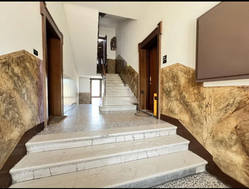 Квартира в Брешии, Италия, 125 м² - фото 3