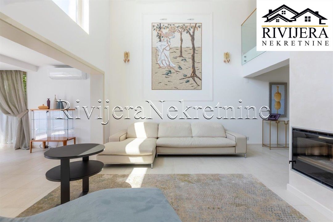 Вилла в Тивате, Черногория, 423 м² - фото 4