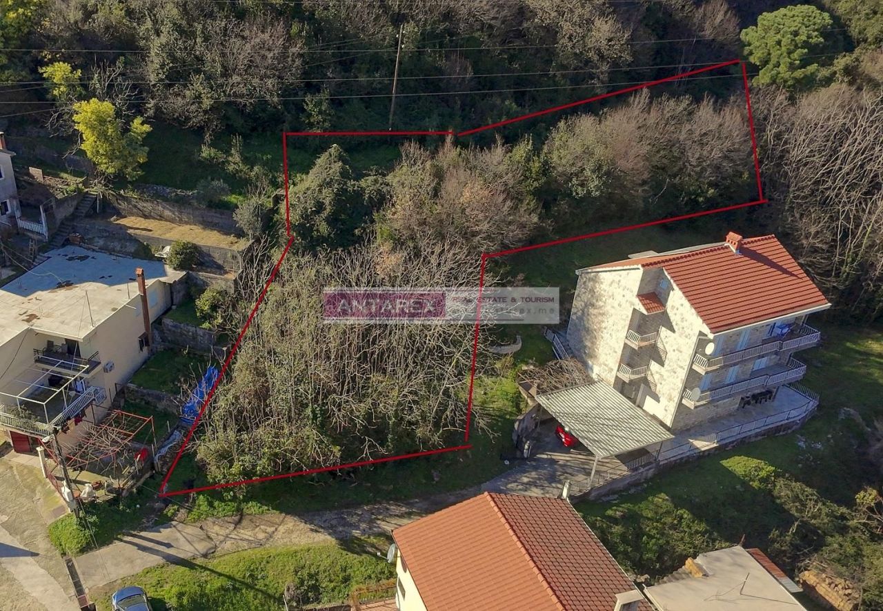 Земля в Херцег-Нови, Черногория, 948.5 м² - фото 2