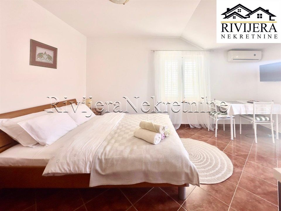 Дом в Тивате, Черногория, 370 м² - фото 5