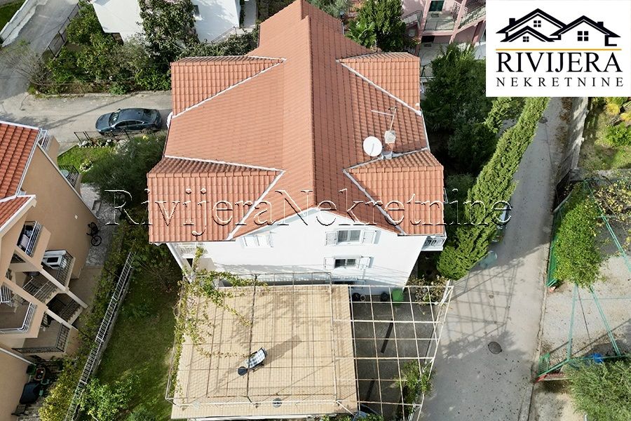 Дом в Тивате, Черногория, 370 м² - фото 12