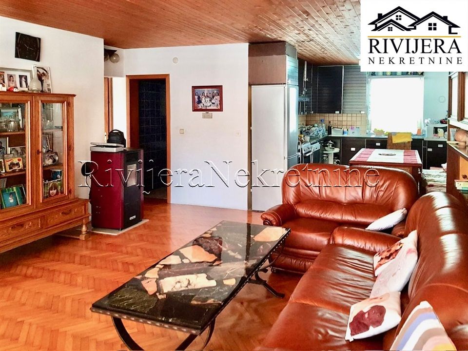 Дом в Тивате, Черногория, 310 м² - фото 7