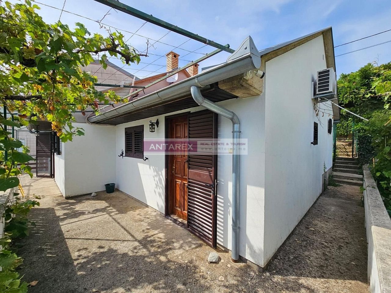 Вилла в Херцег-Нови, Черногория, 107 м² - фото 7