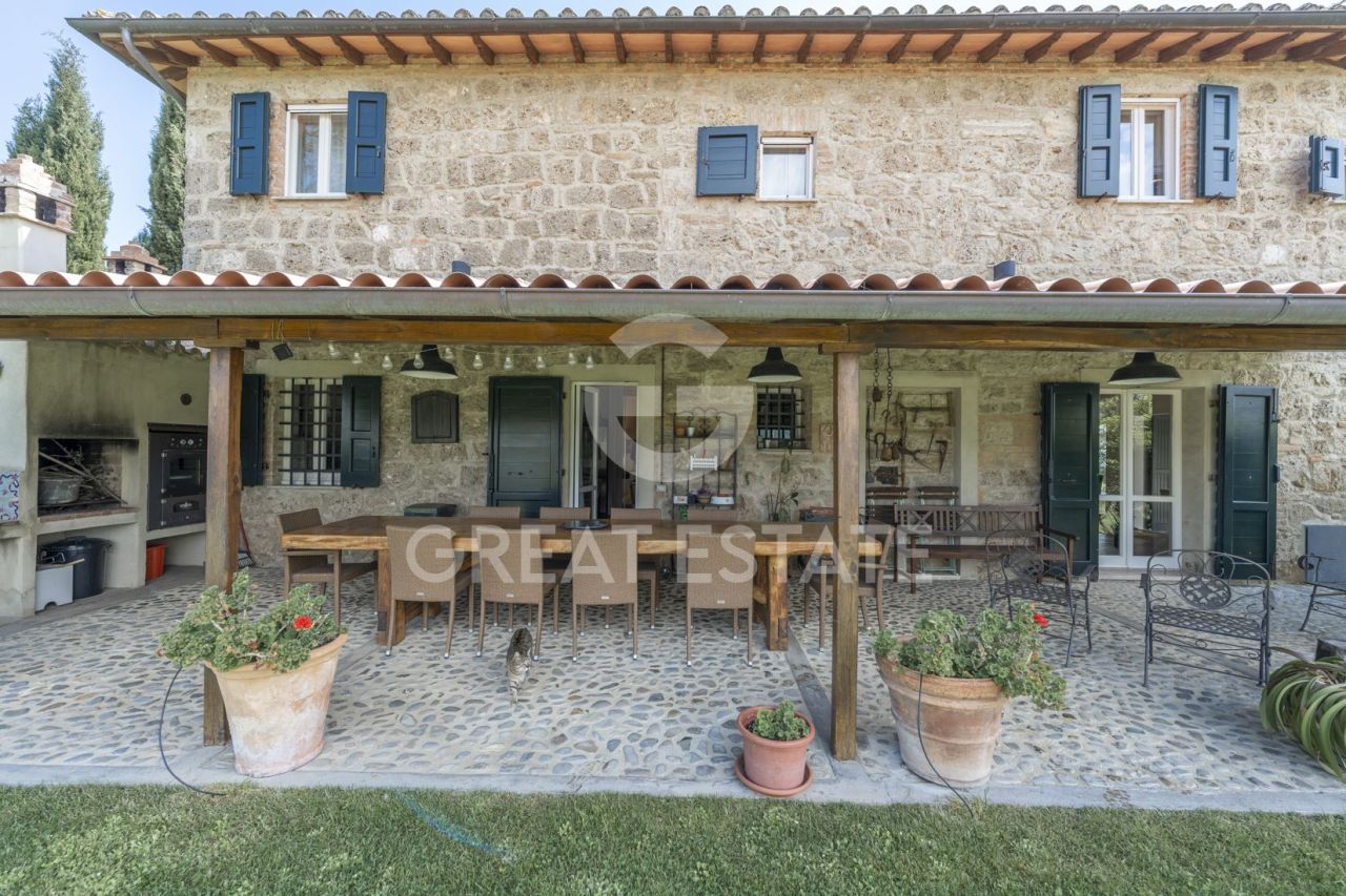 Дом в Кьюси, Италия, 370.9 м² - фото 5