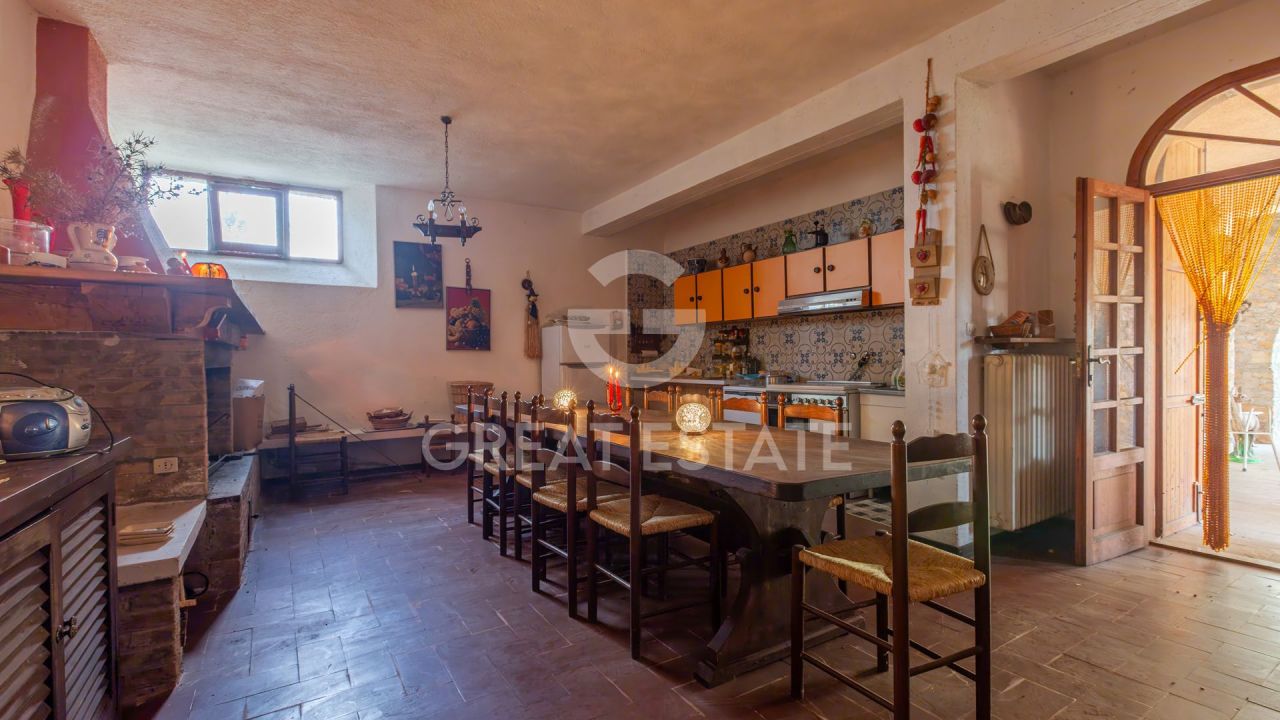 Дом в Кампелло-суль-Клитунно, Италия, 203.35 м² - фото 16