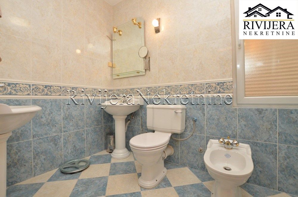 Дом в Херцег-Нови, Черногория, 330 м² - фото 15