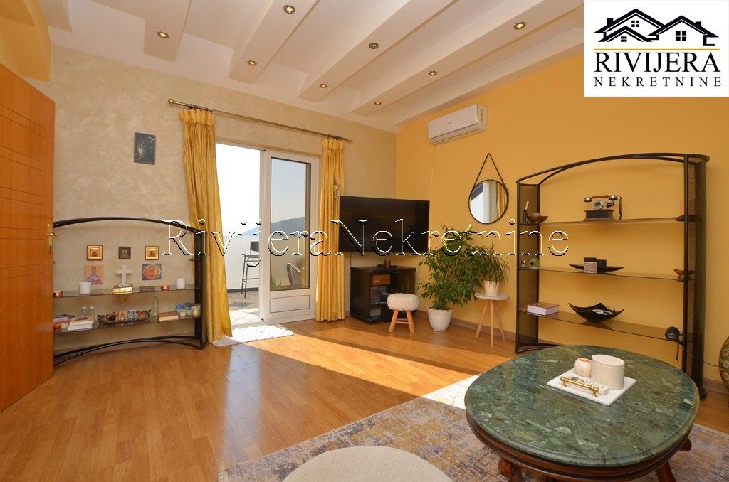 Дом в Херцег-Нови, Черногория, 330 м² - фото 8