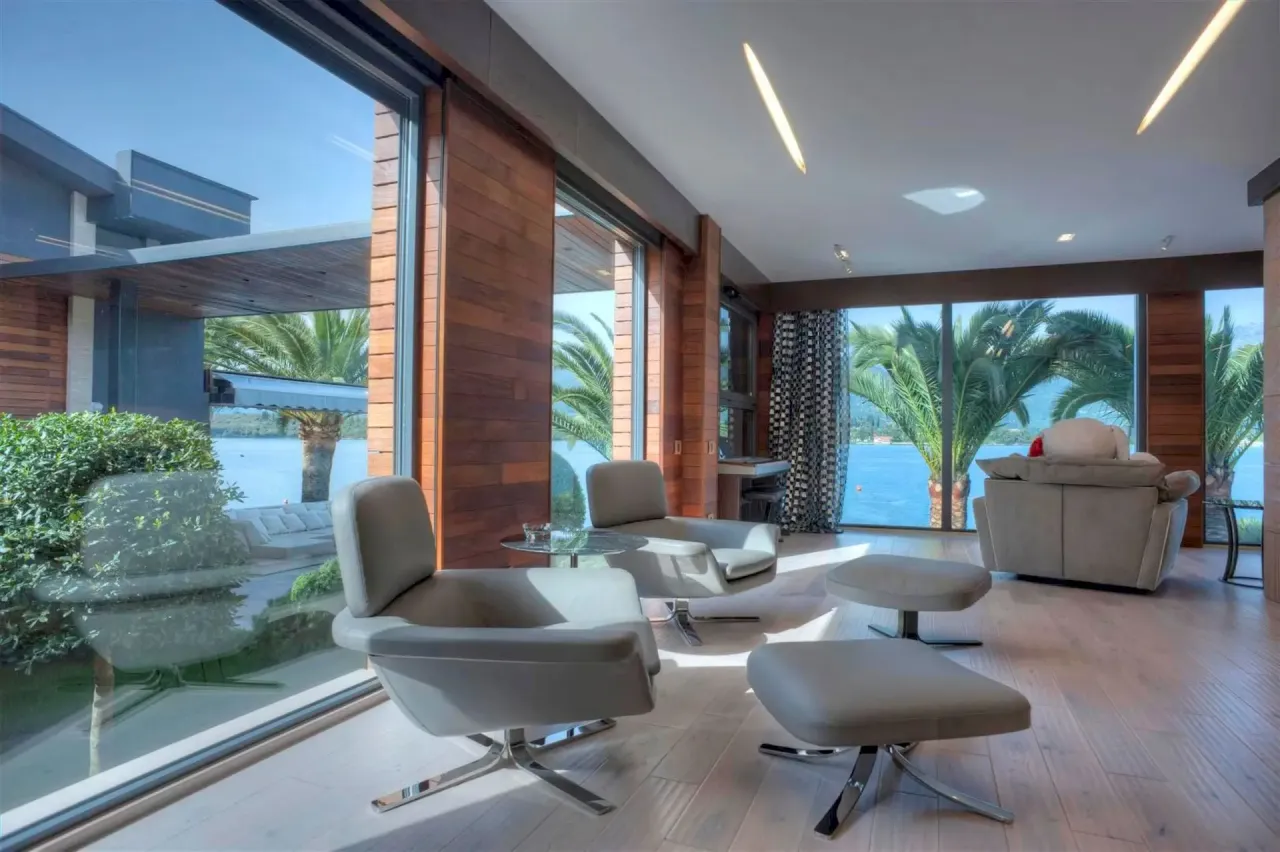 Вилла в Тивате, Черногория, 1 200 м² - фото 11