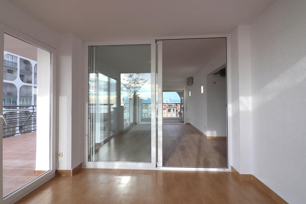 Квартира на Коста-Брава, Испания - фото 6