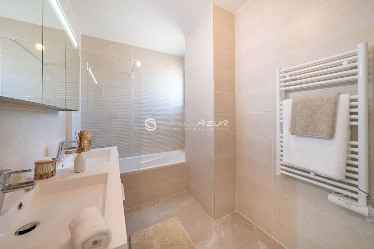 Вилла в Антибе, Франция, 102 м² - фото 11