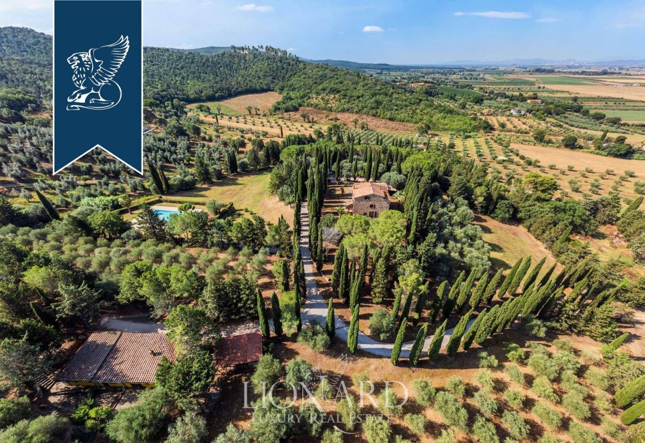 Вилла в Суверето, Италия, 500 м² - фото 3