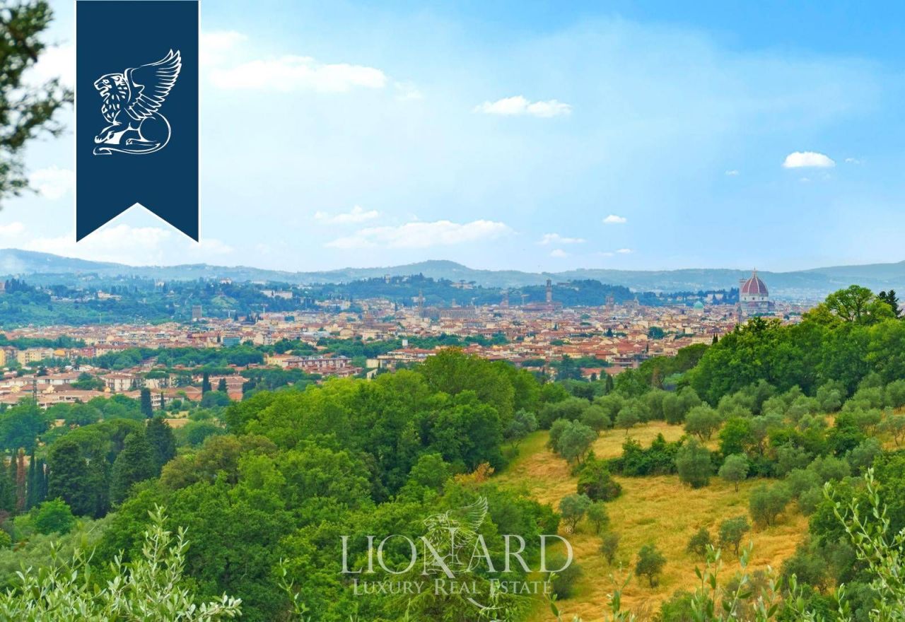 Вилла во Флоренции, Италия, 550 м² - фото 4